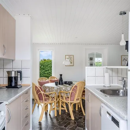Eufemia - 250m From The Sea By Interhome Hébergement de vacances *